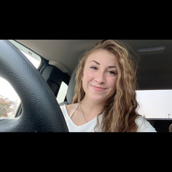 Meet your Posher, Lexi - Picture 1 of 1